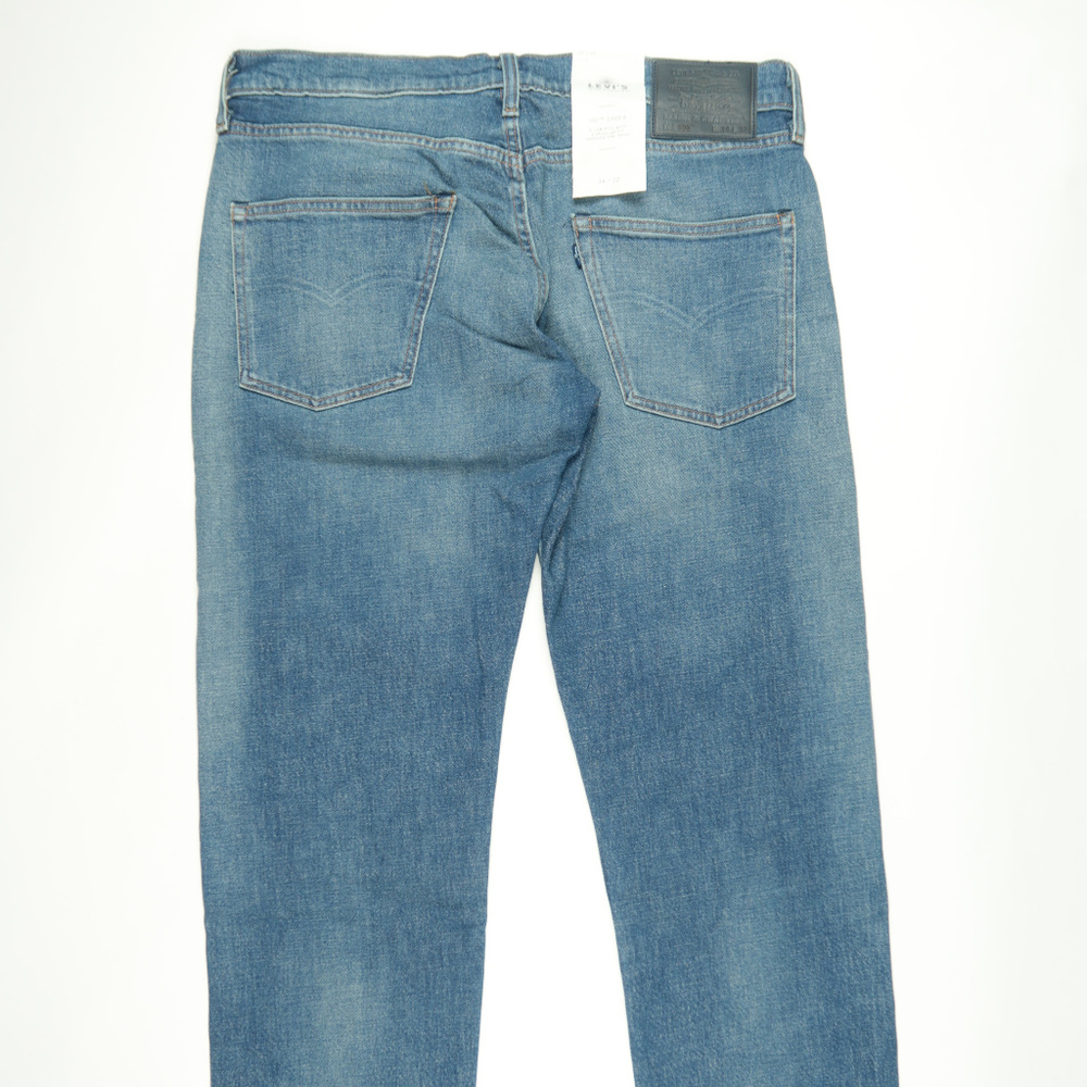Levi's Made & Crafted 502 Taper Selvedge Jeans - Picture 4 of 7